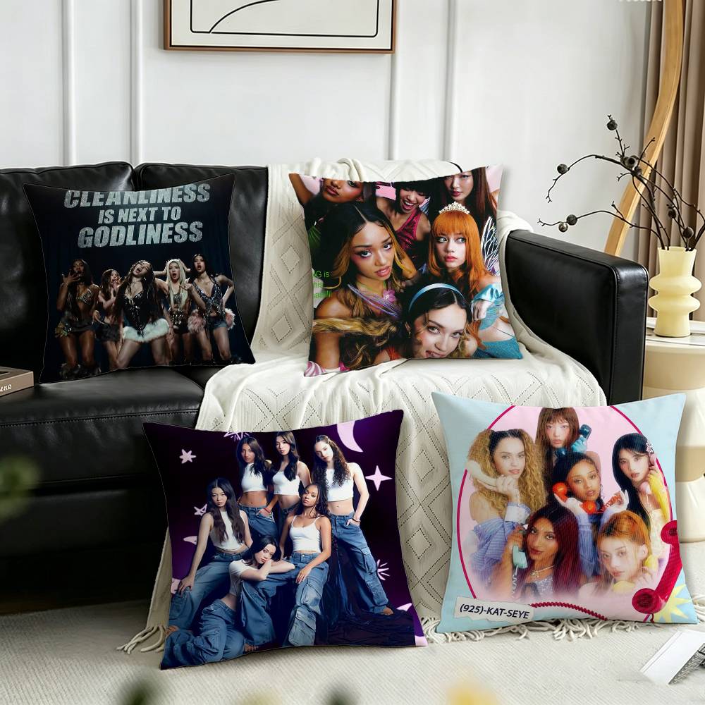 K-Katseye Group Pillow Case fo - огляд і ціна Home Textiles Group